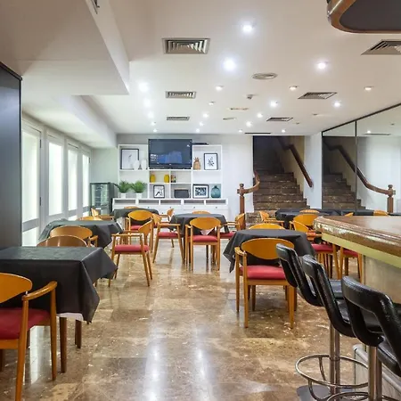 Leuka Hotell 3*
